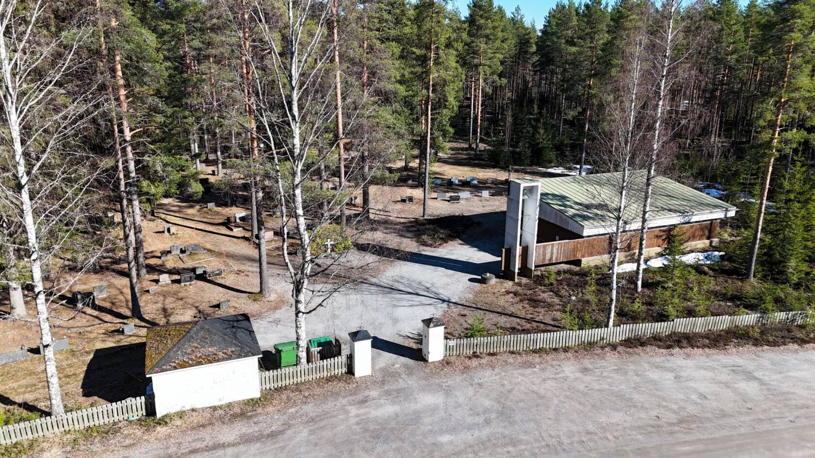 Lahnalahden hautausmaa.