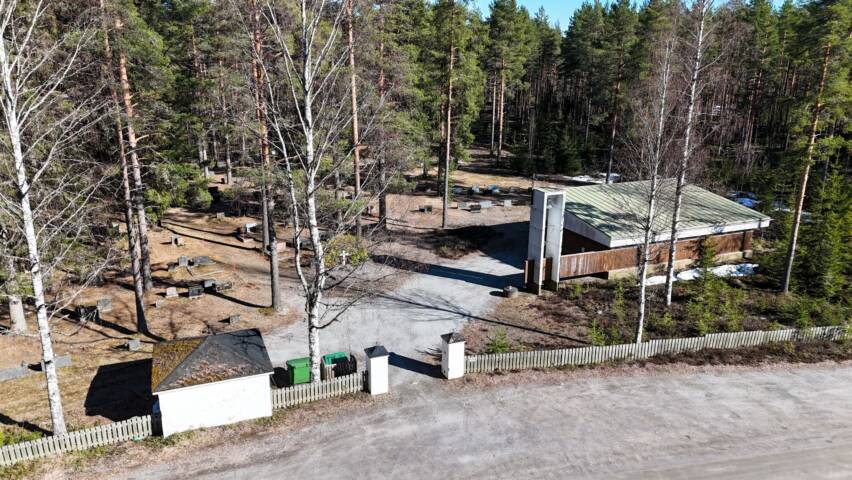 Lahnalahden hautausmaa.